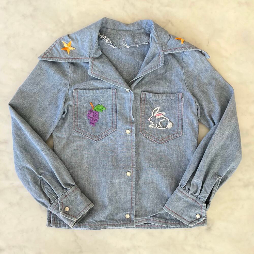 Vintage 70s Girls' Embroidered Denim Buttoned Pointed Collar Shirt / M / 7 8